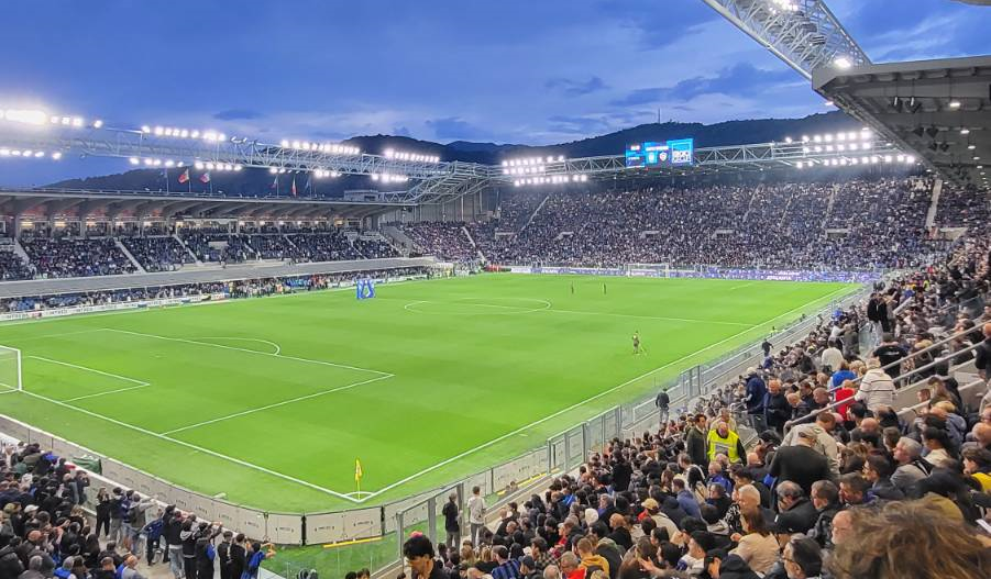 Nowiutki Gewiss Stadium w Bergamo [GALERIA]
